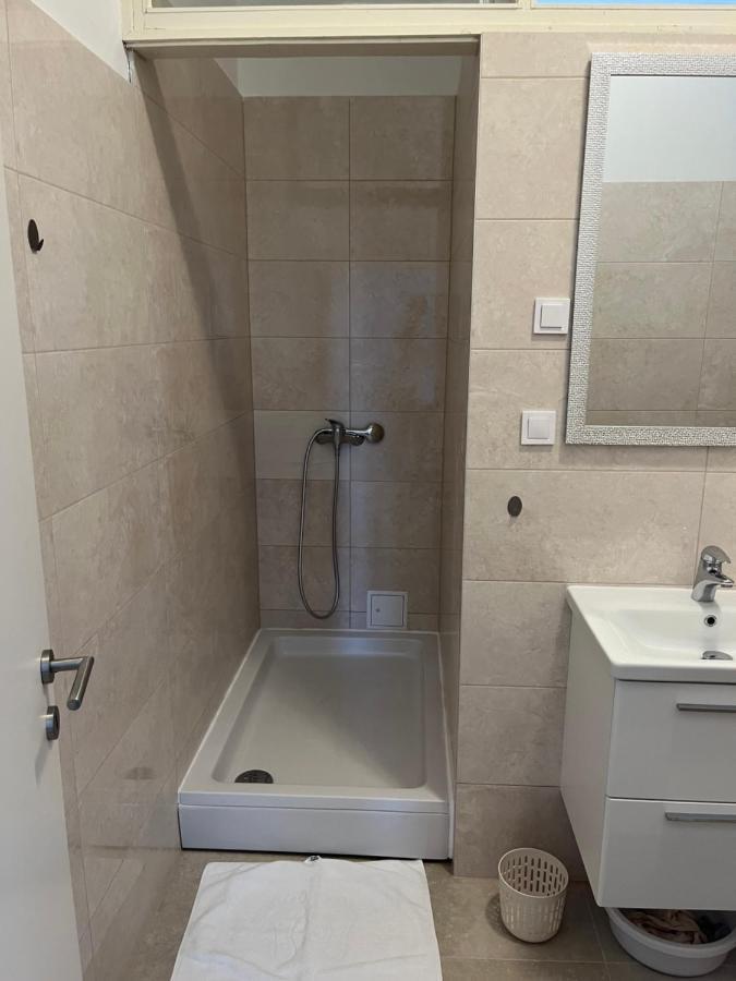 Apartment Kairos Trogir Eksteriør billede